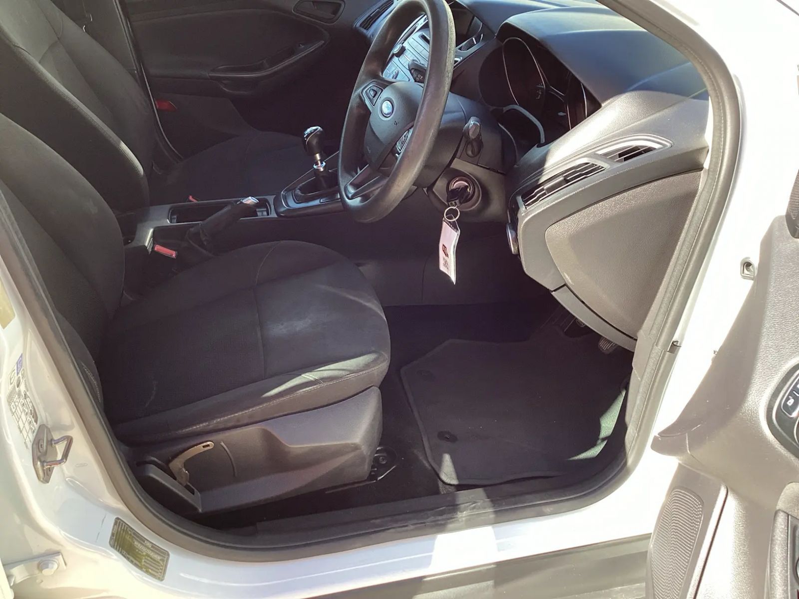2016 Ford Focus photo 11
