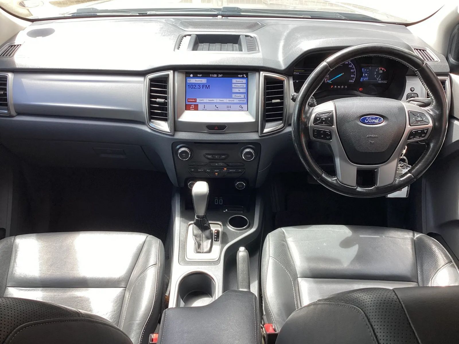 2017 Ford Everest photo 7