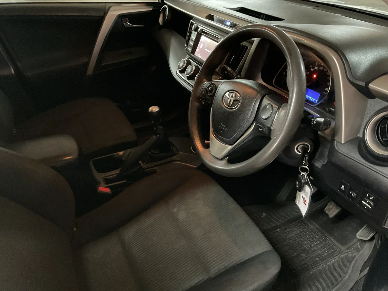 2013 Toyota Rav4 photo 11