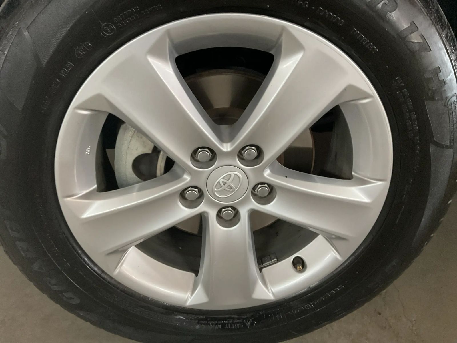 2013 Toyota Rav4 photo 13