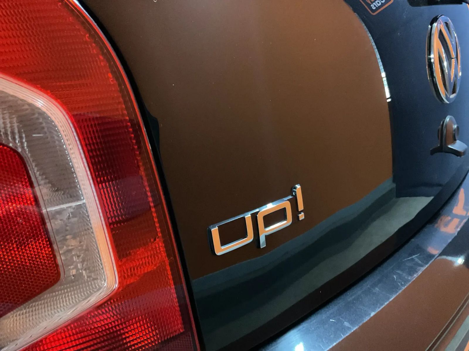 2015 Volkswagen Up photo 9