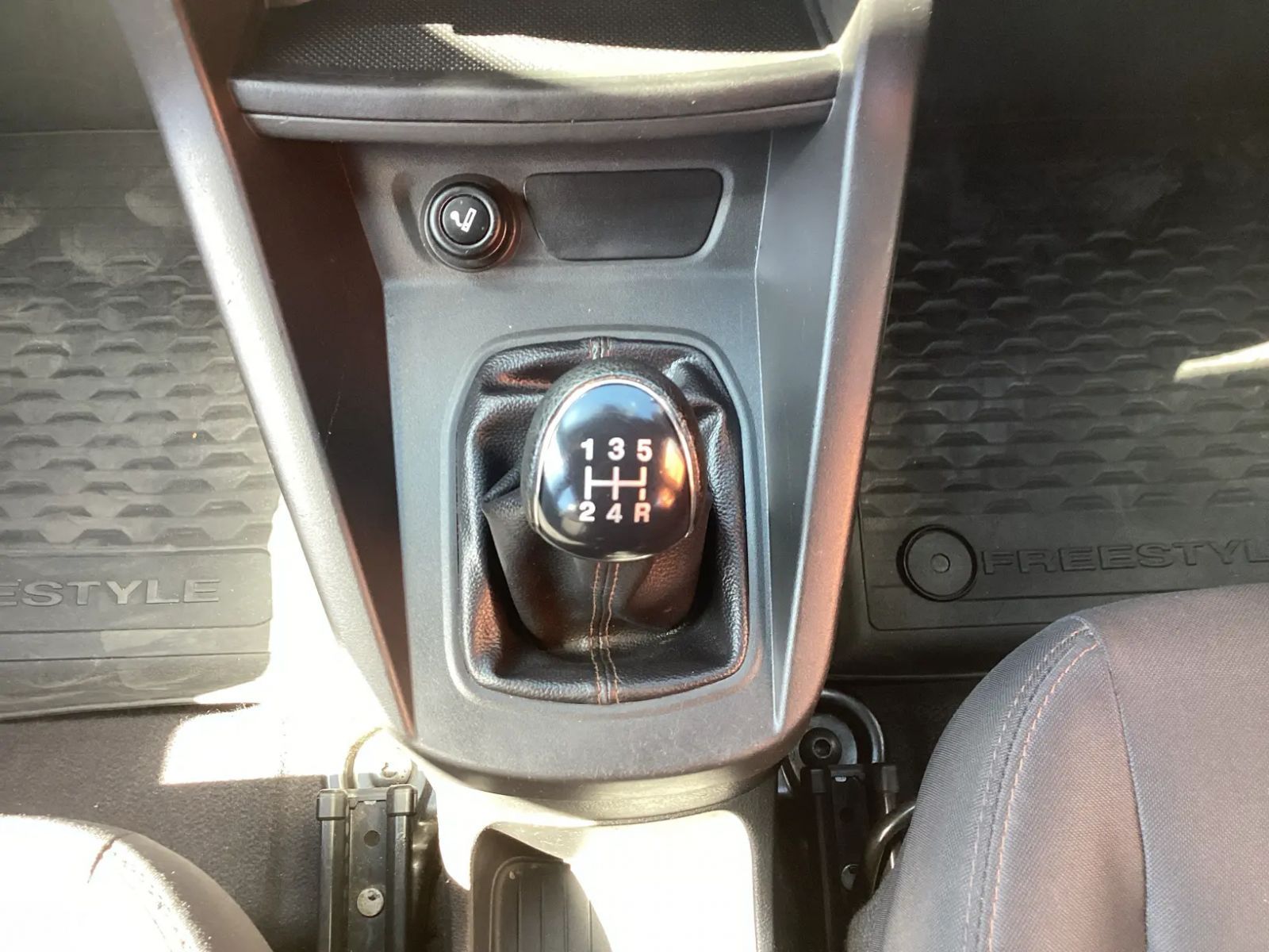 2021 Ford Figo photo 6