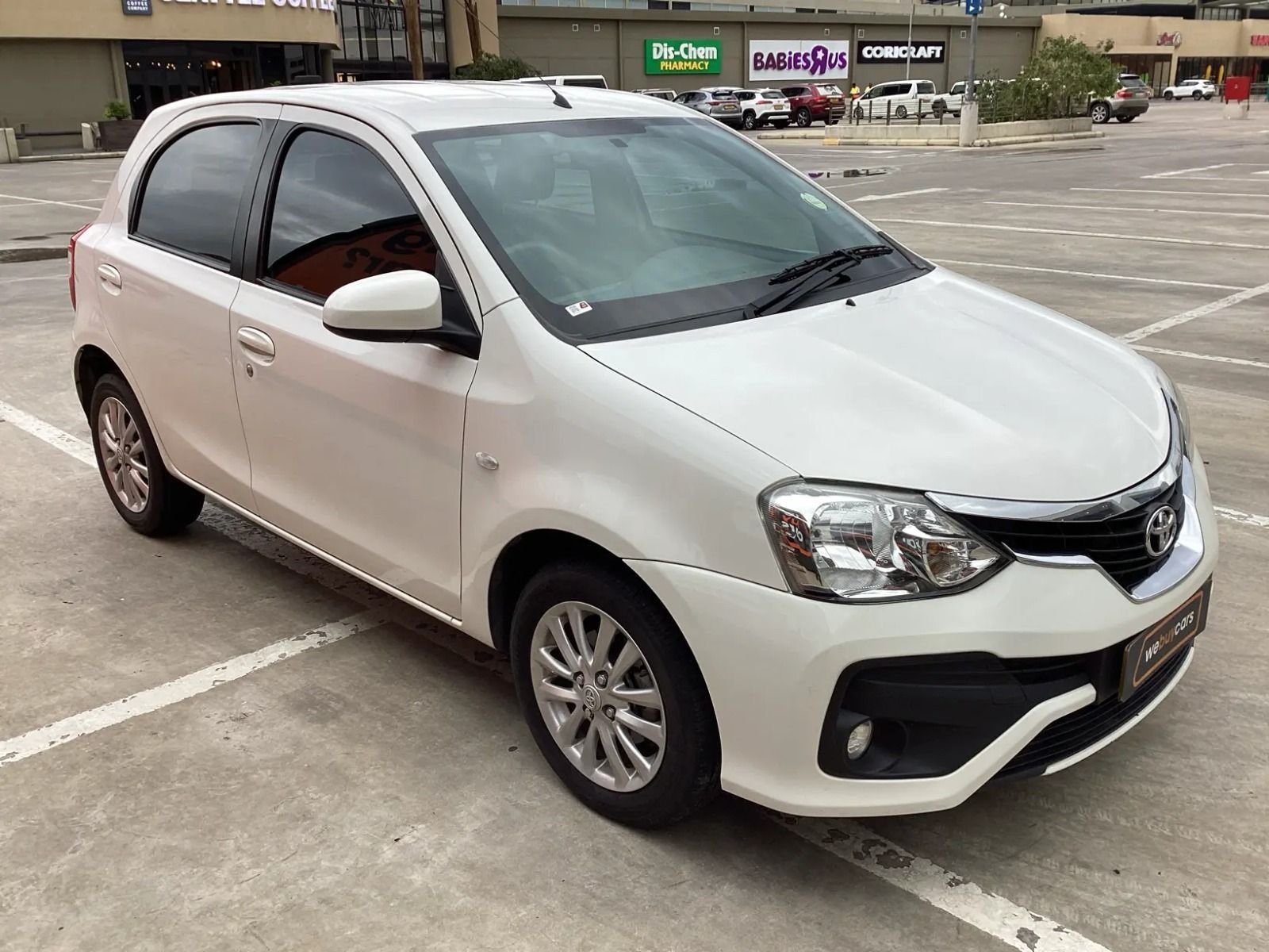 2019 Toyota Etios photo 3