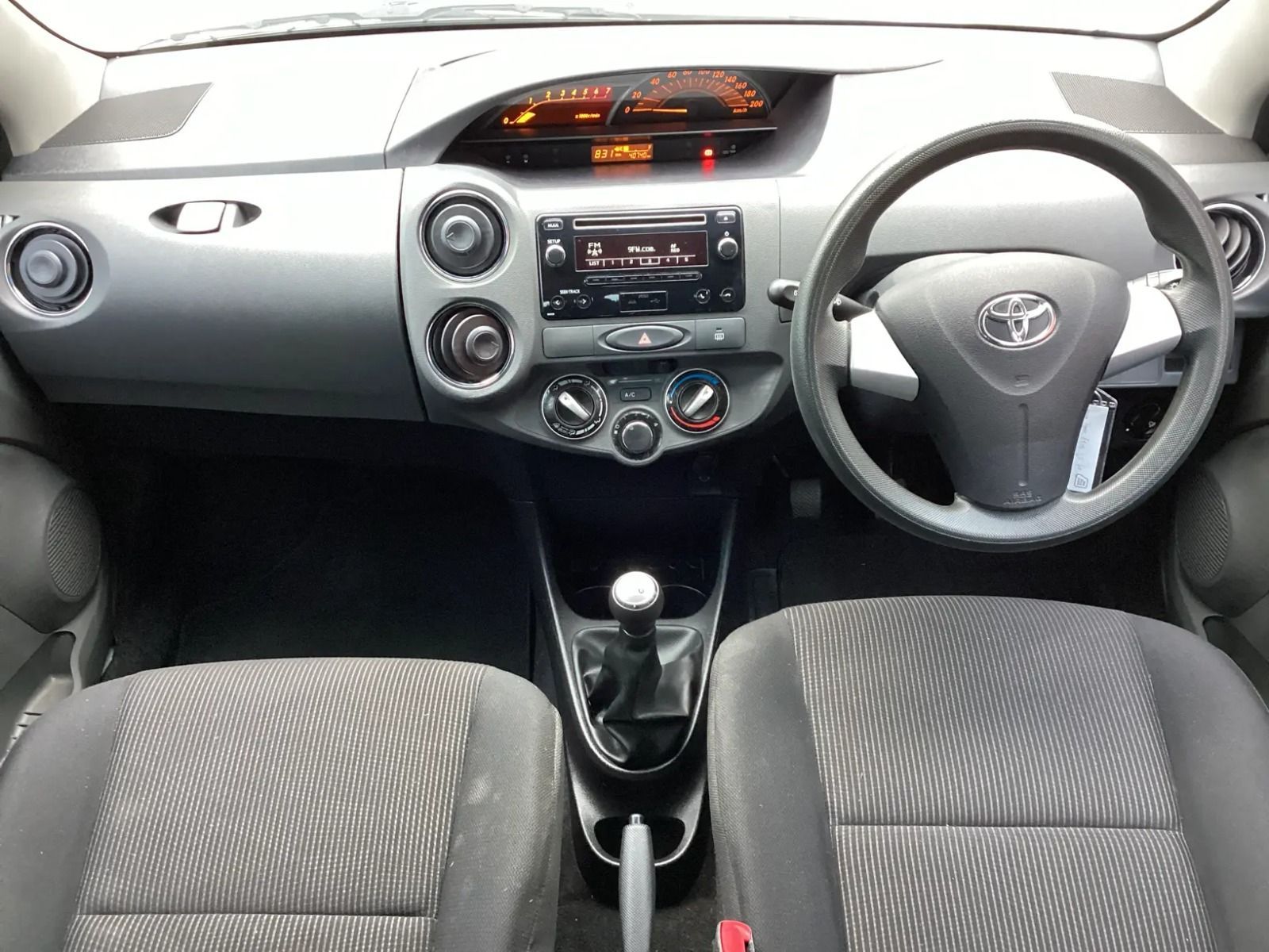 2019 Toyota Etios photo 9