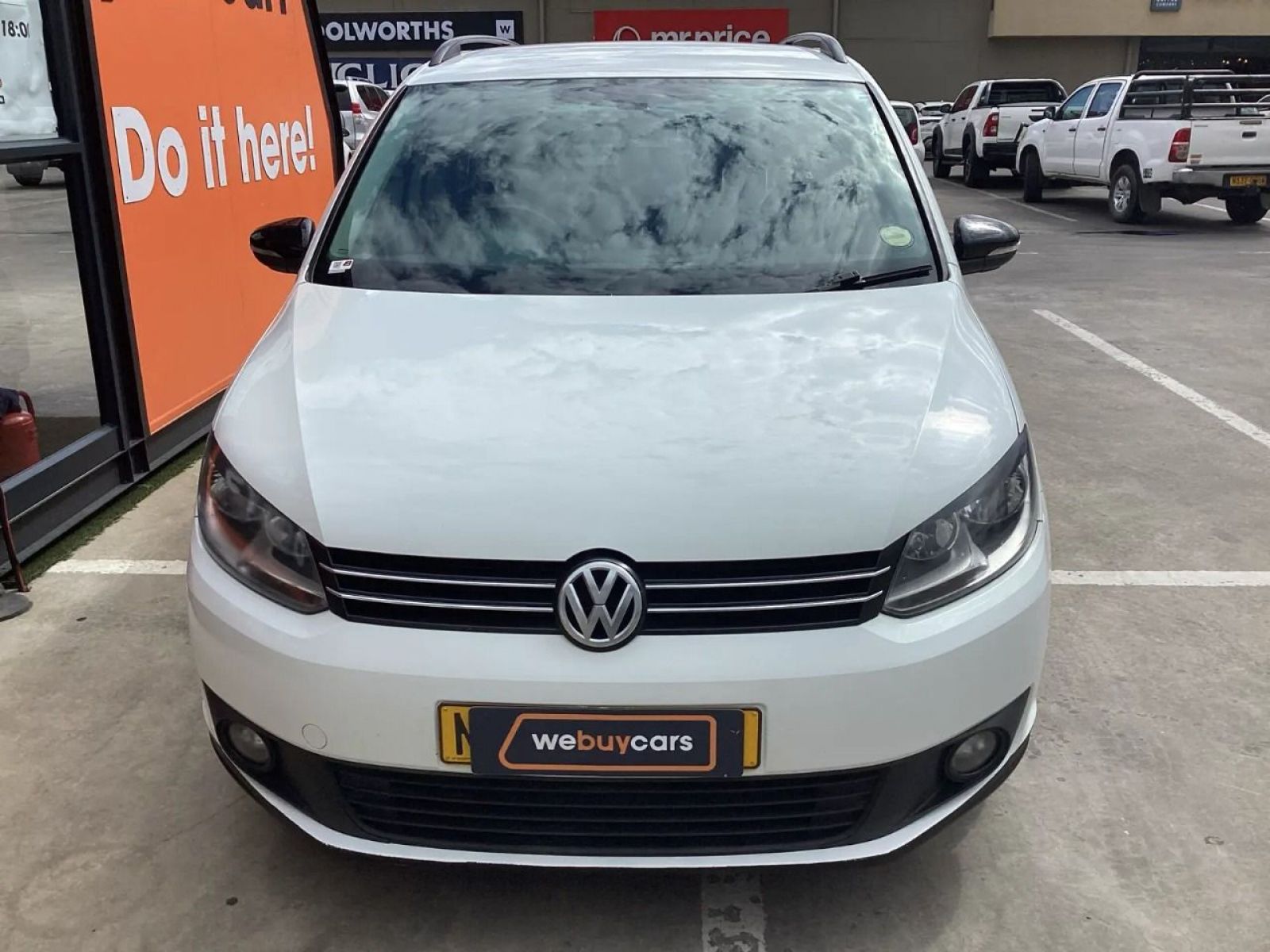 2015 Volkswagen Touran photo 2