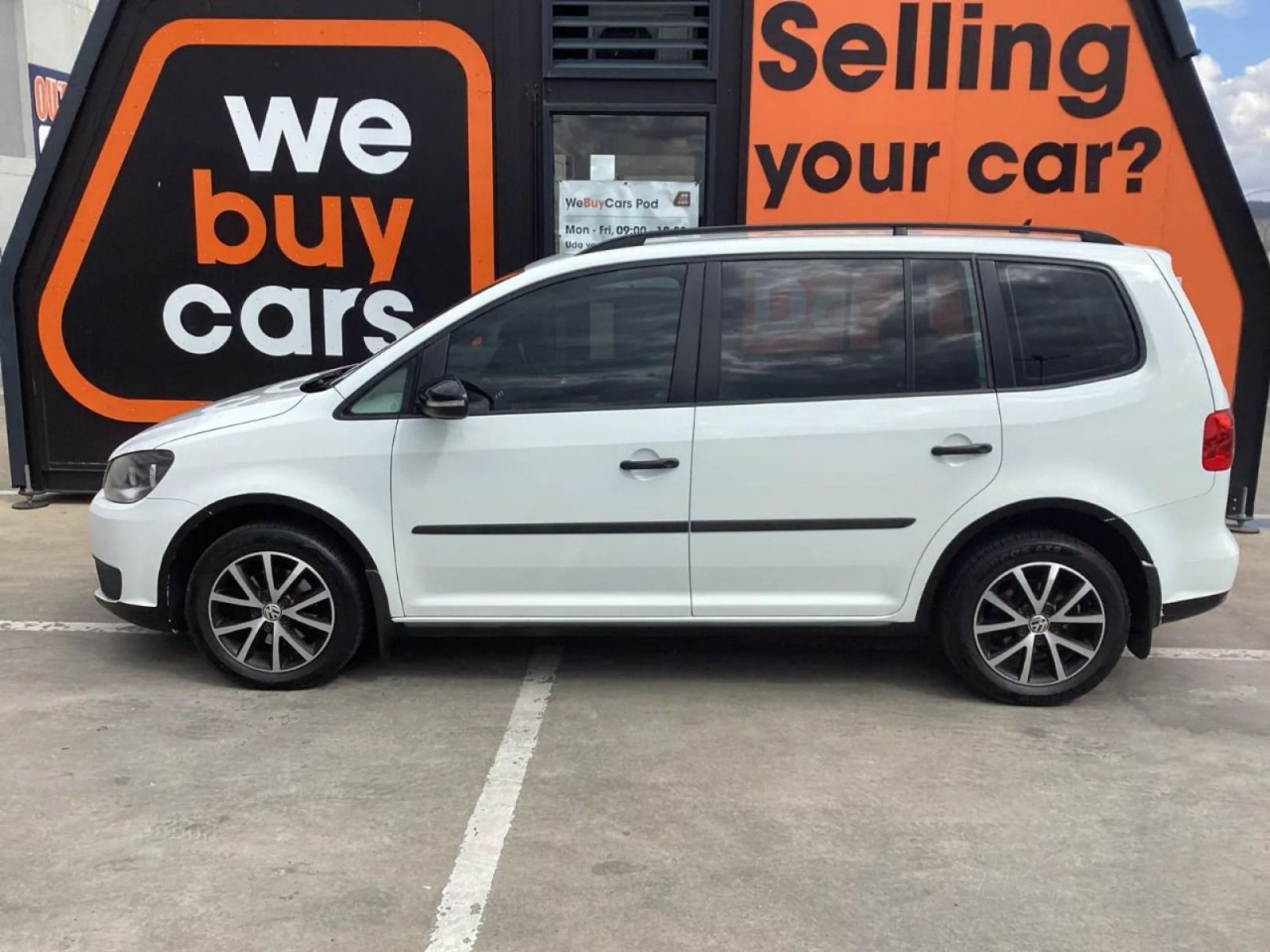 2015 Volkswagen Touran photo 6