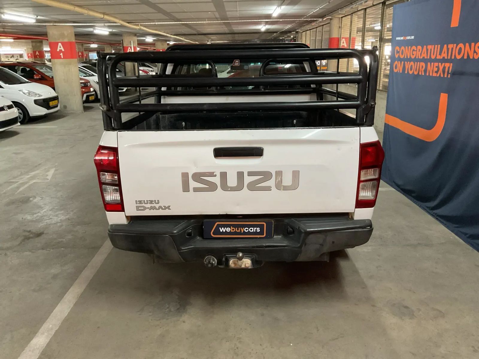 2021 Isuzu D-MAX photo 3