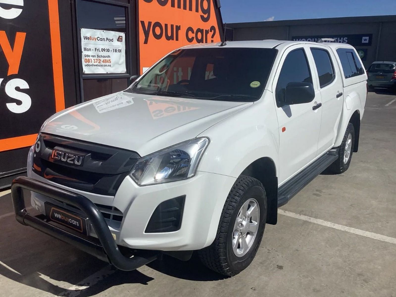 2021 Isuzu D-MAX photo 1