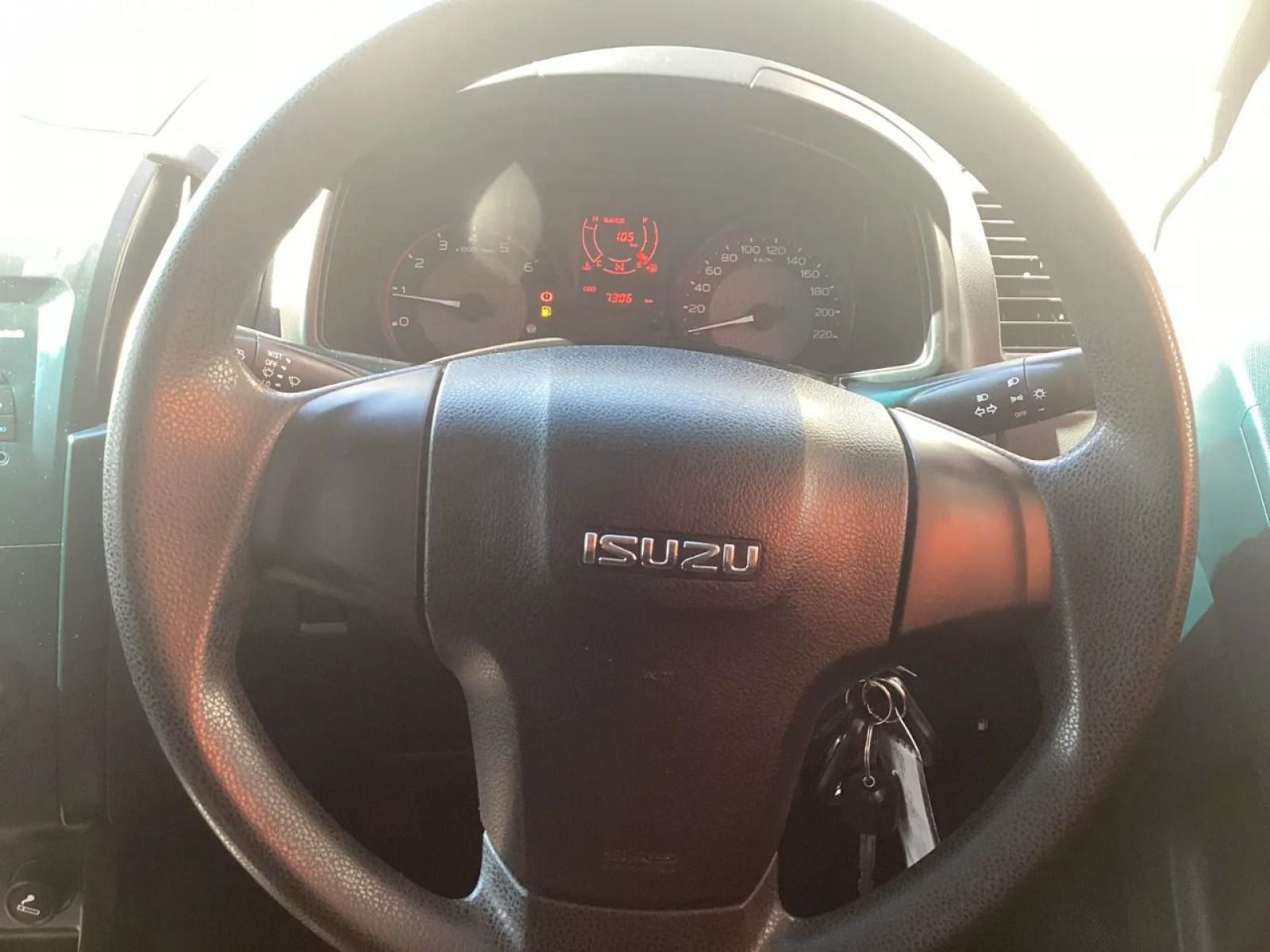 2021 Isuzu D-MAX photo 5