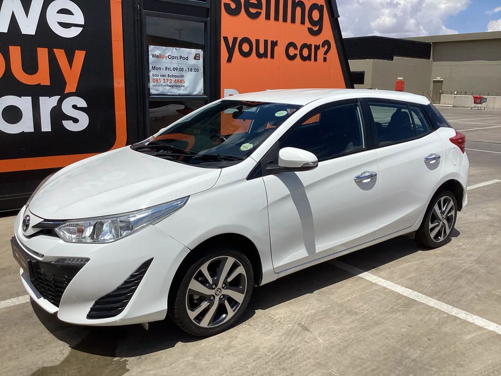 2018 Toyota Yaris photo 1