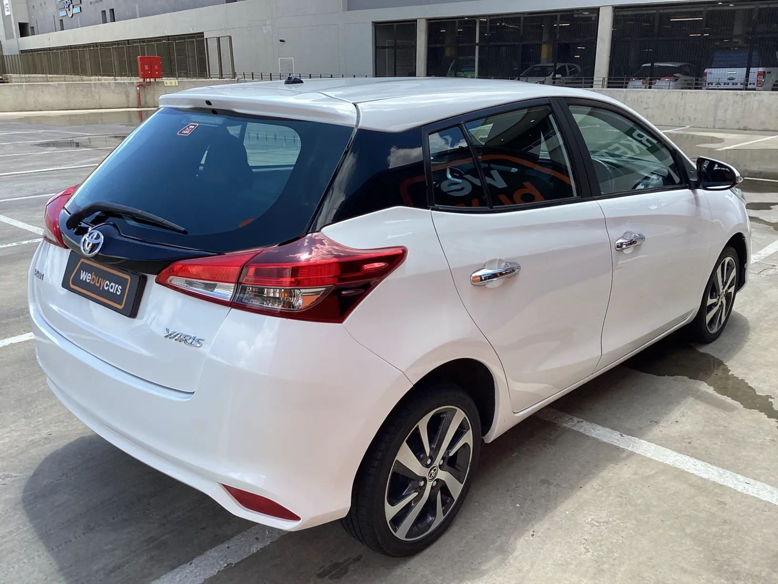 2018 Toyota Yaris photo 4