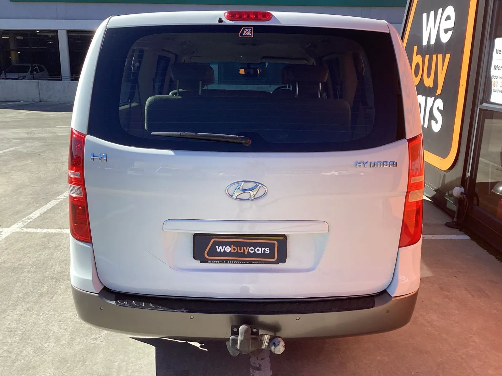 2010 Hyundai H1 photo 3