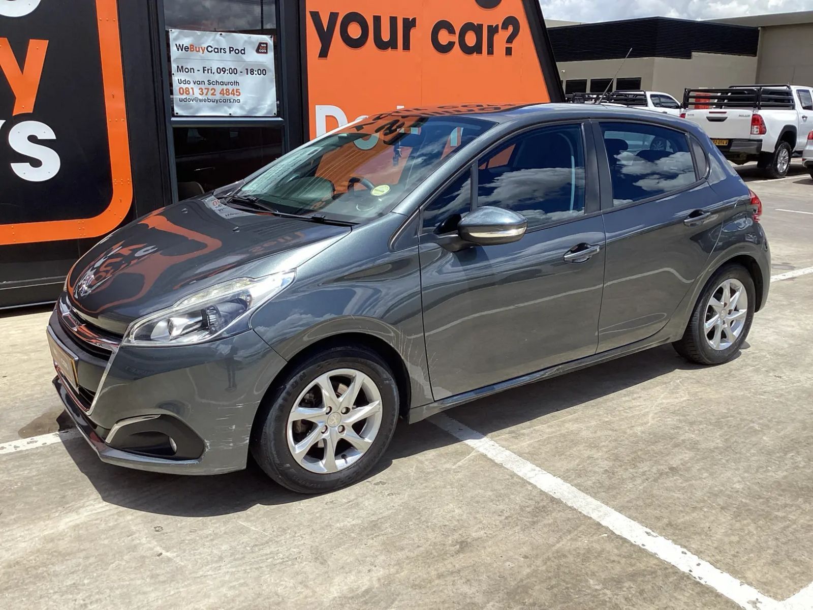 2019 Peugeot 208 photo 1