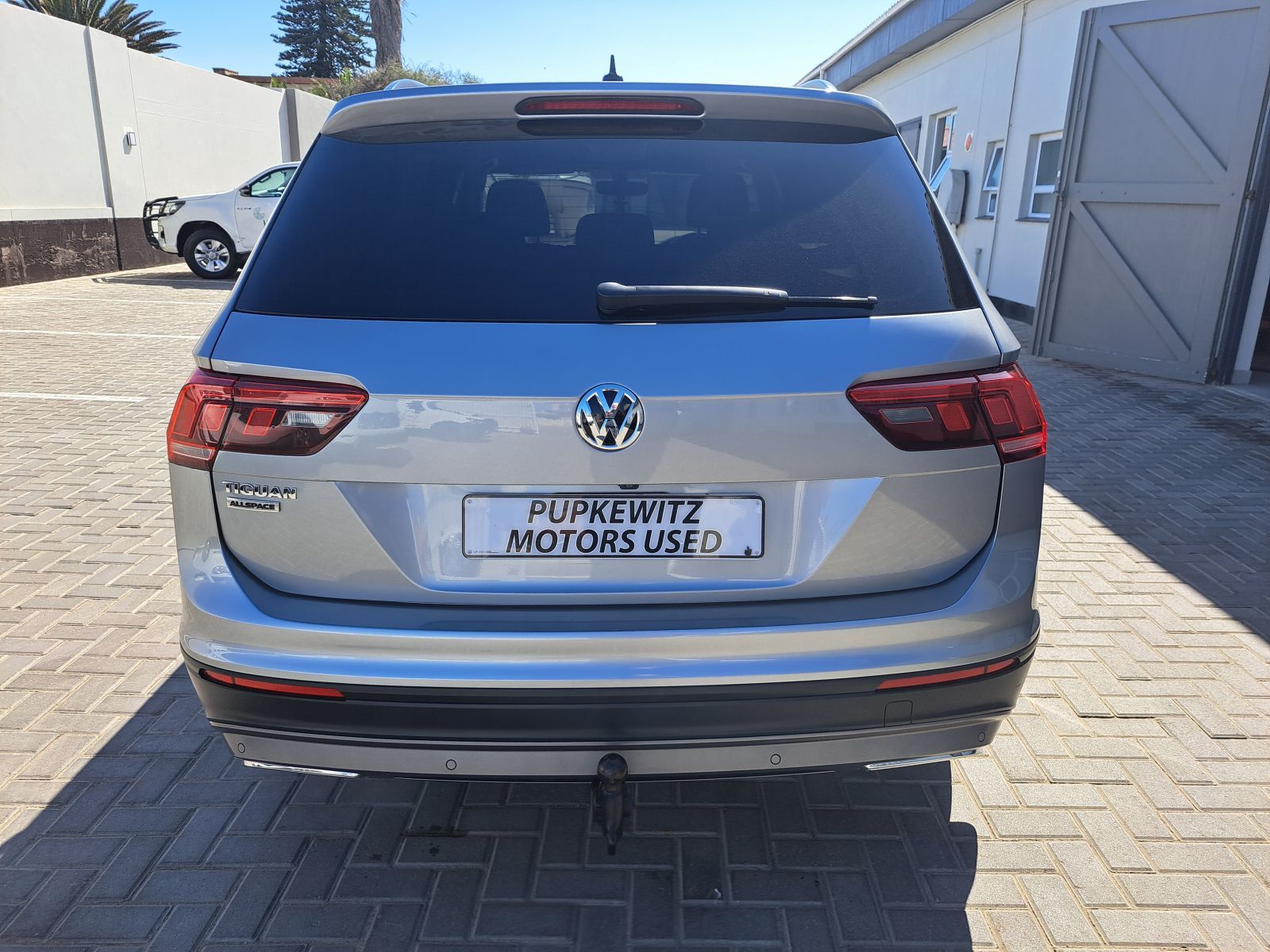 2021 Volkswagen Tiguan photo 3
