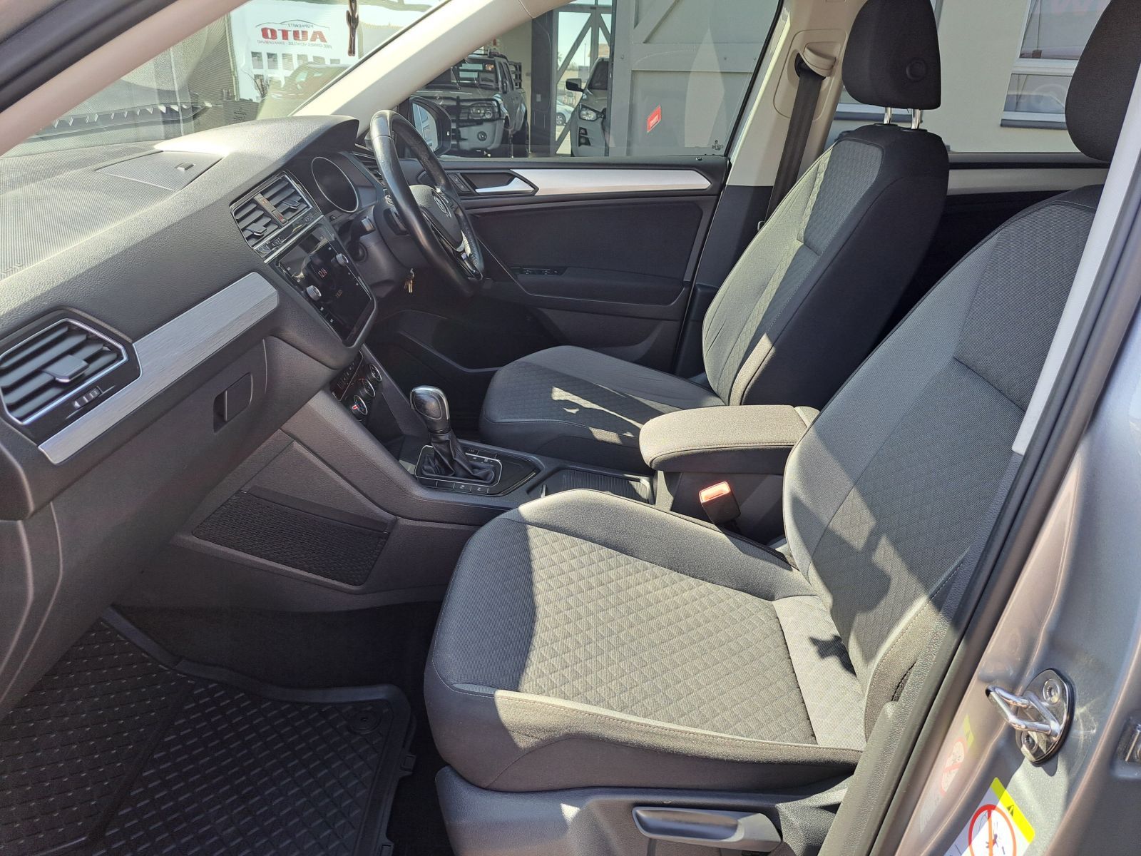 2021 Volkswagen Tiguan photo 7