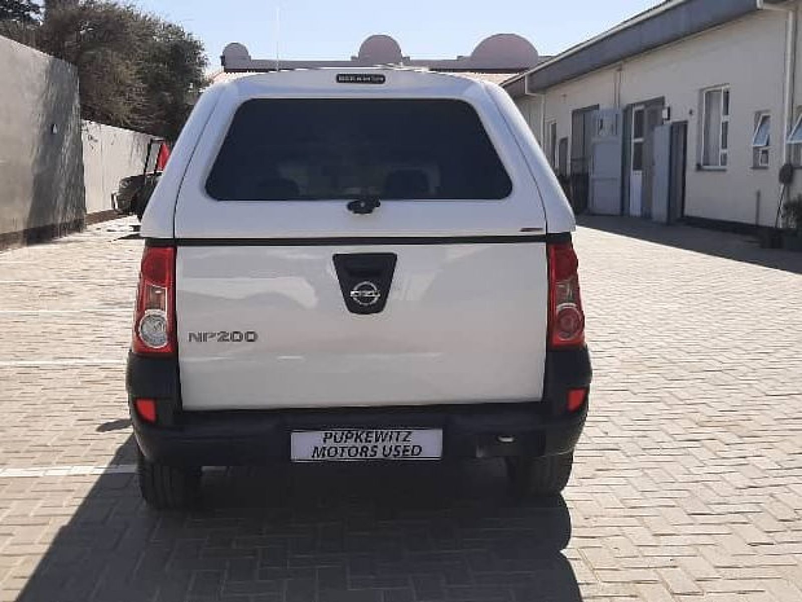 2022 Nissan NP200 photo 2