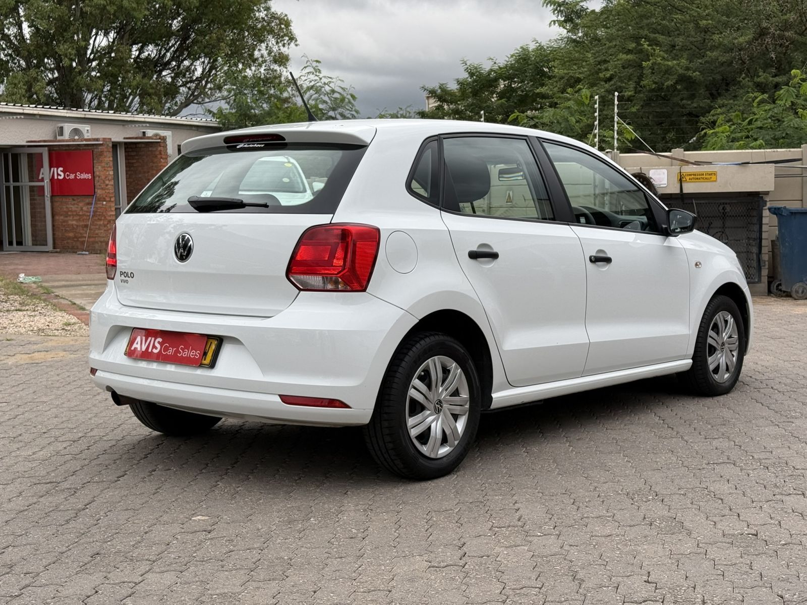 2024 Volkswagen Polo Vivo photo 6