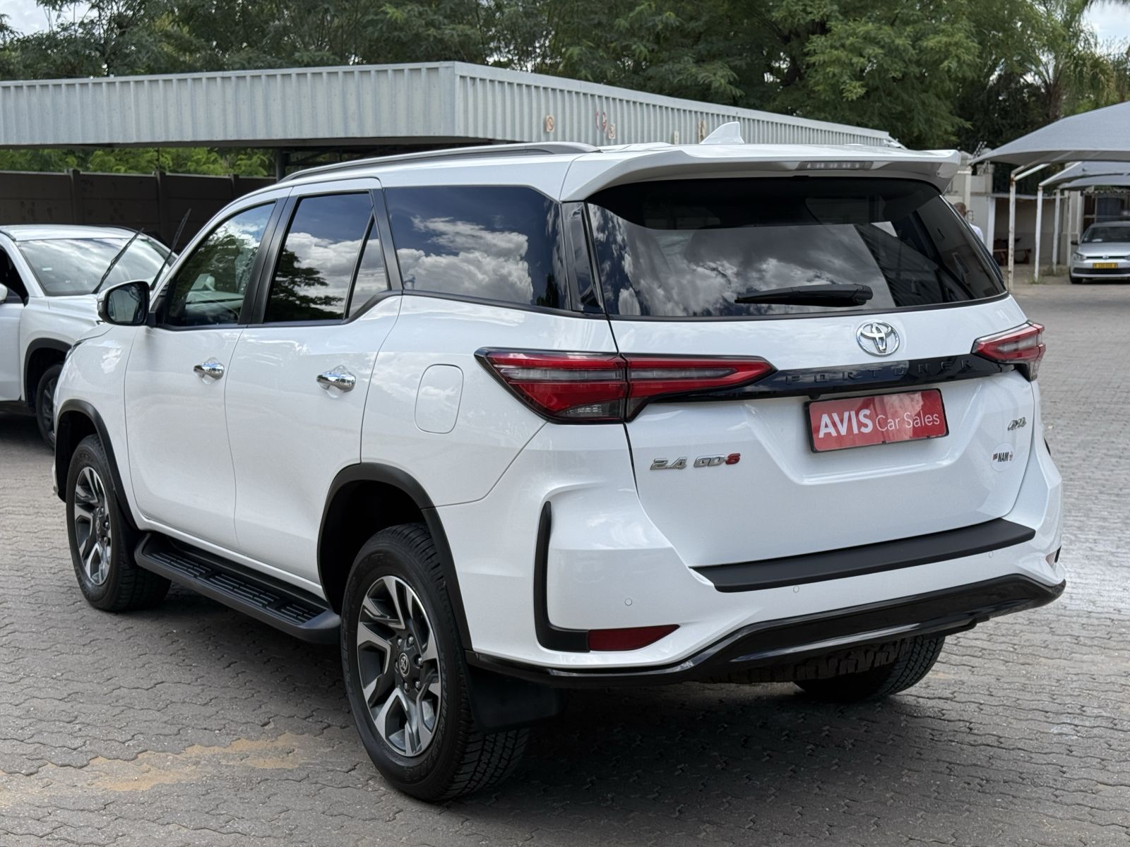 2024 Toyota Fortuner photo 6