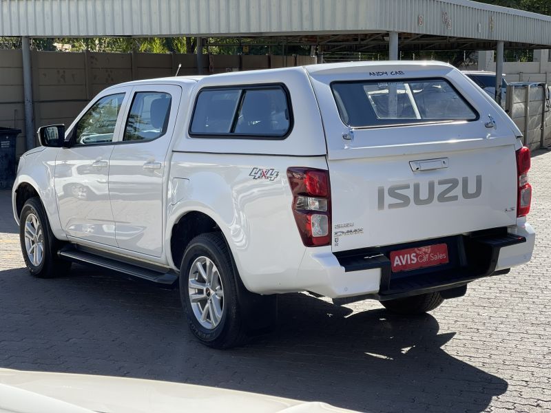 2023 Isuzu D-MAX photo 6