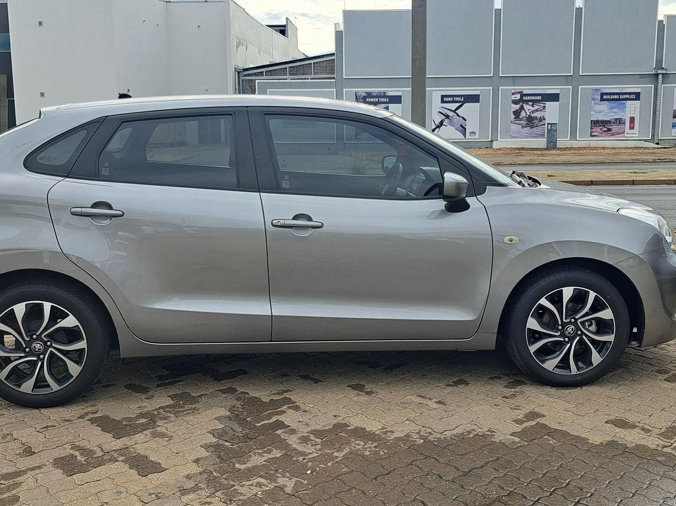 2021 Toyota Starlet photo 2