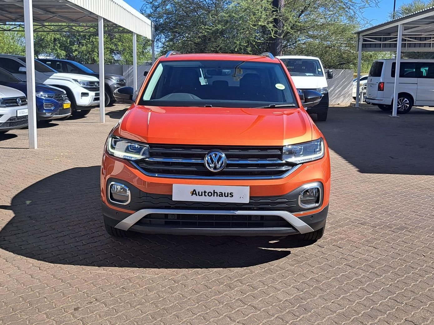 2020 Volkswagen T-Cross photo 1