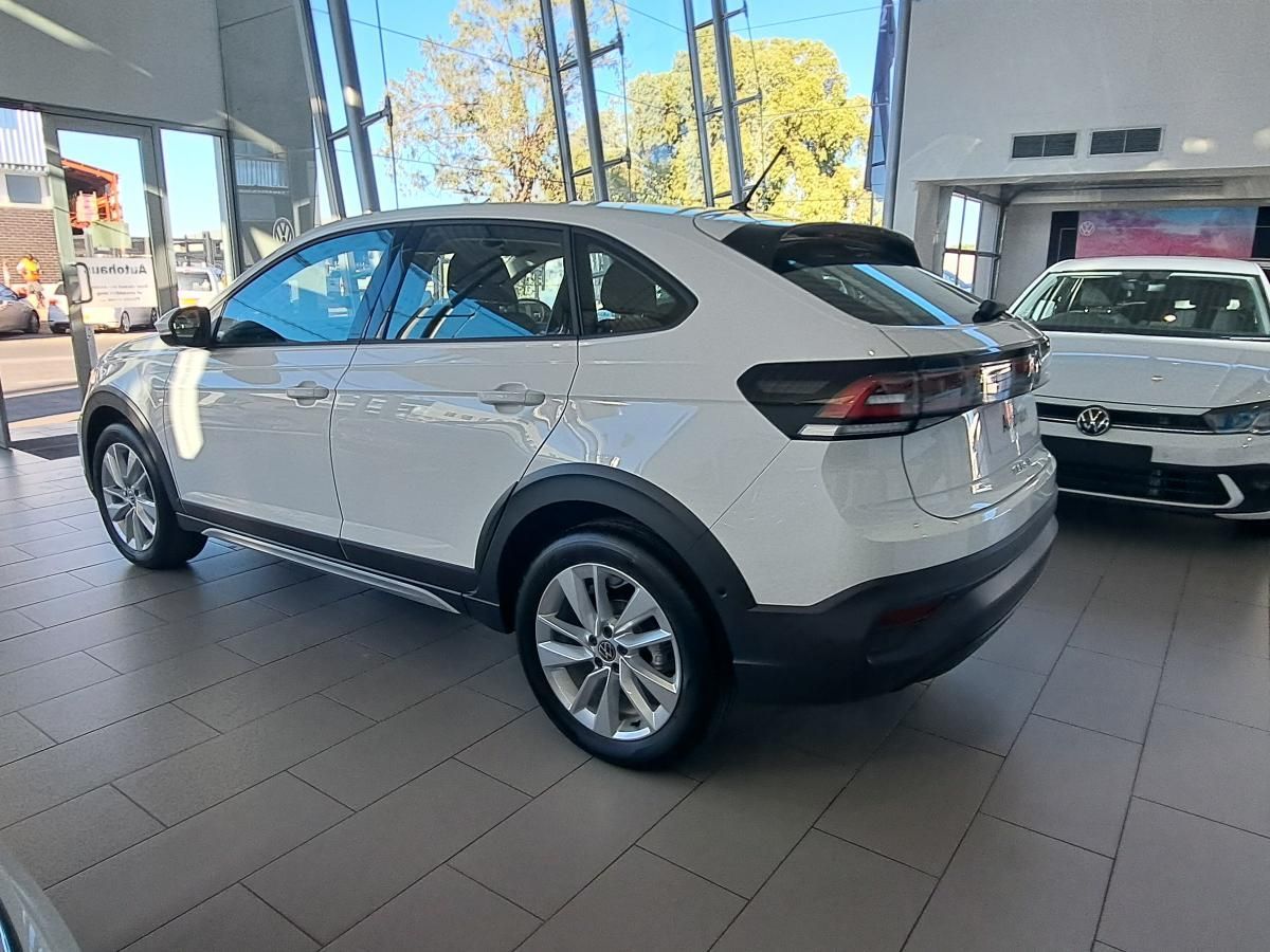 2024 Volkswagen Taigo photo 3