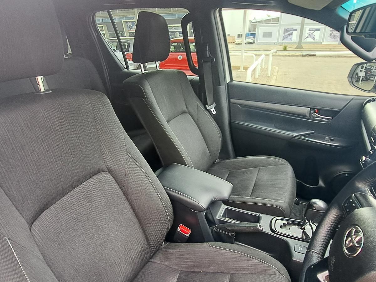 2021 Toyota Hilux photo 5