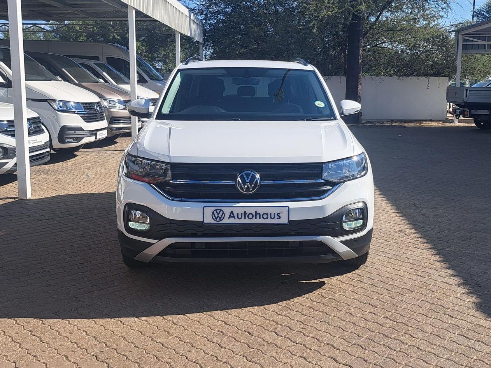2021 Volkswagen T-Cross photo 1