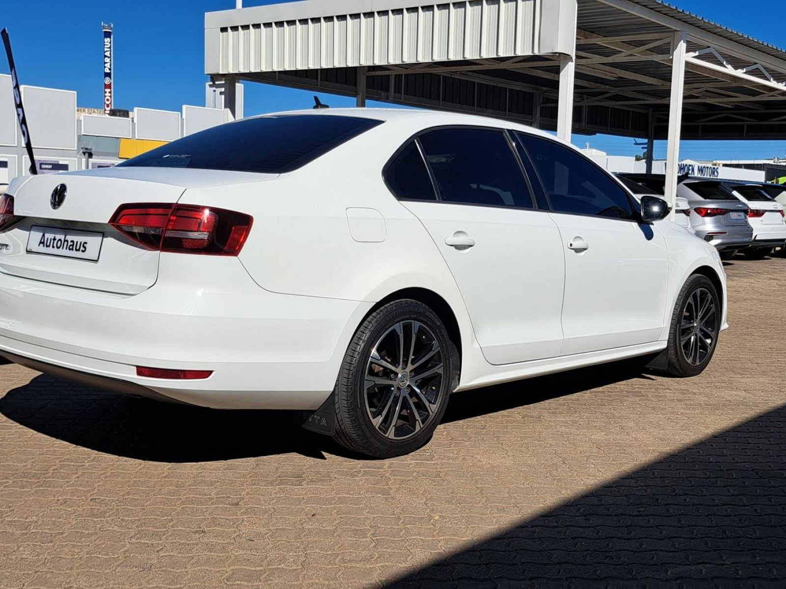 2017 Volkswagen Jetta photo 5