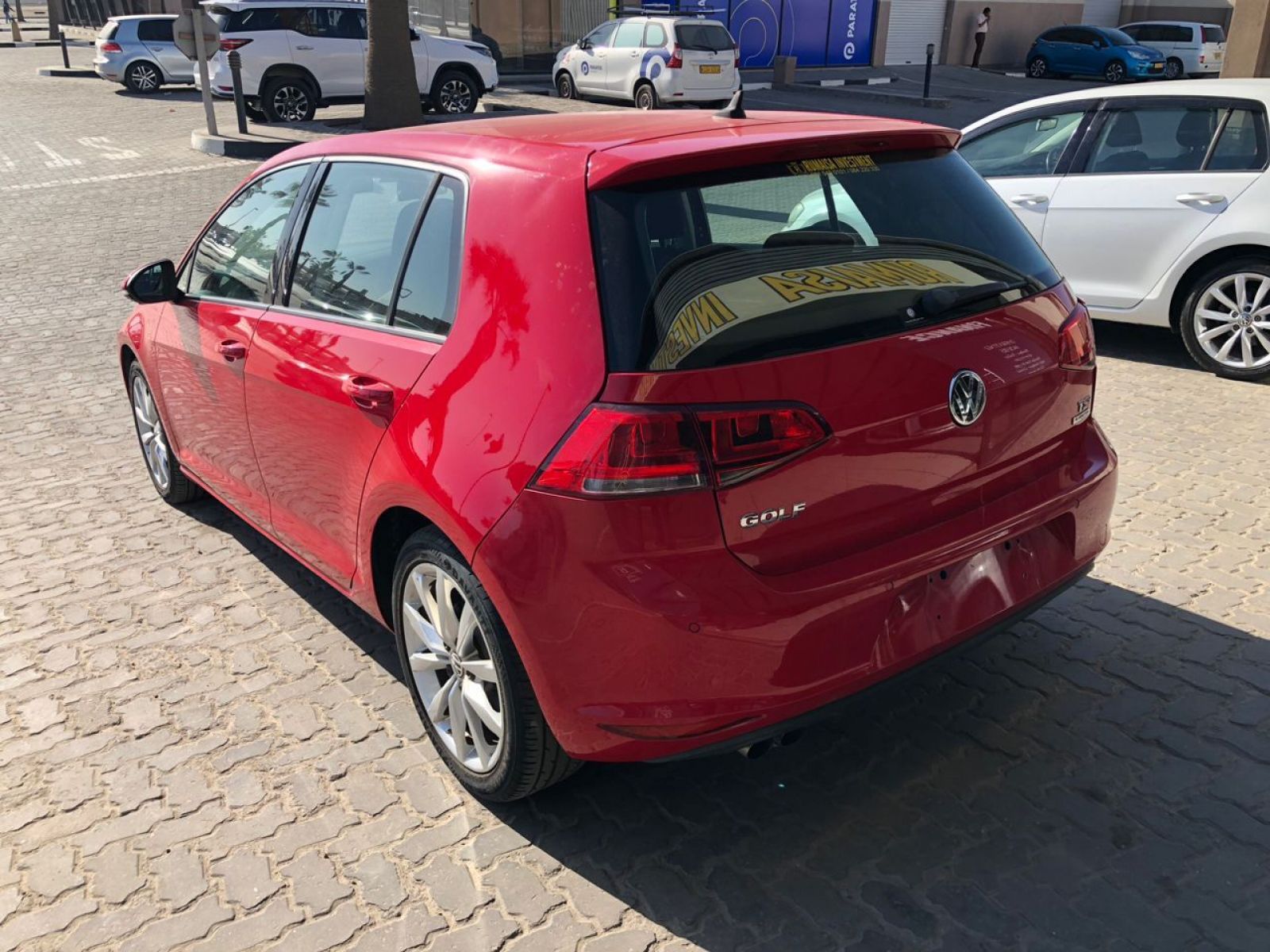 2016 Volkswagen Golf photo 3