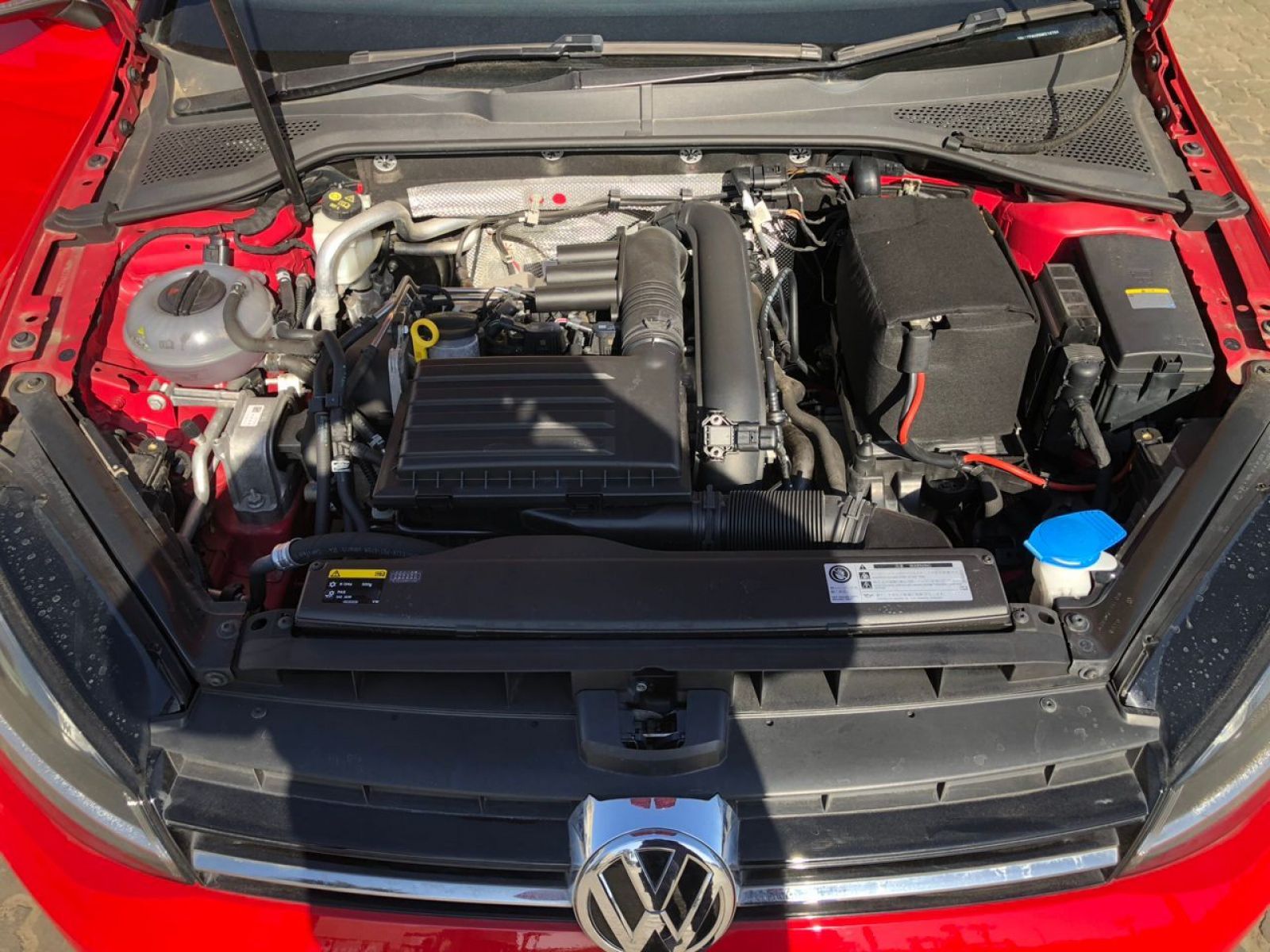 2016 Volkswagen Golf photo 9