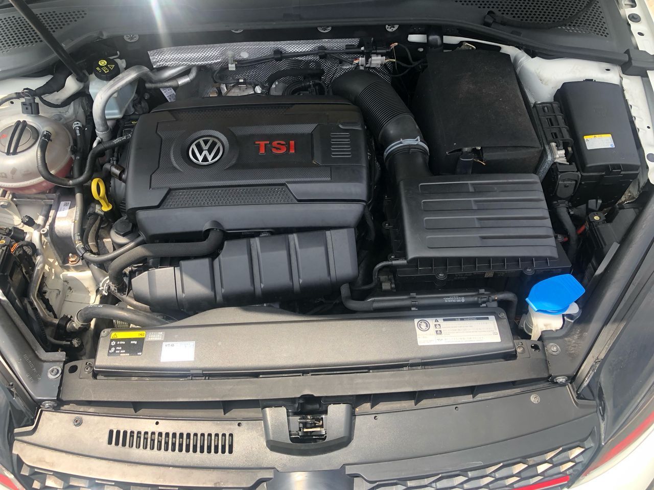 2014 Volkswagen Golf photo 5
