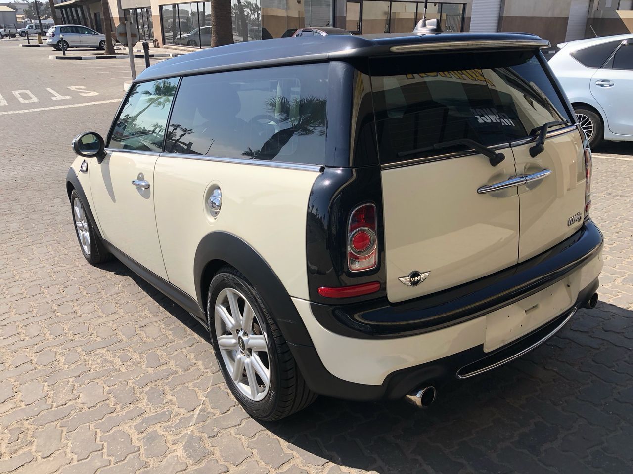 2014 Mini Cooper S photo 3