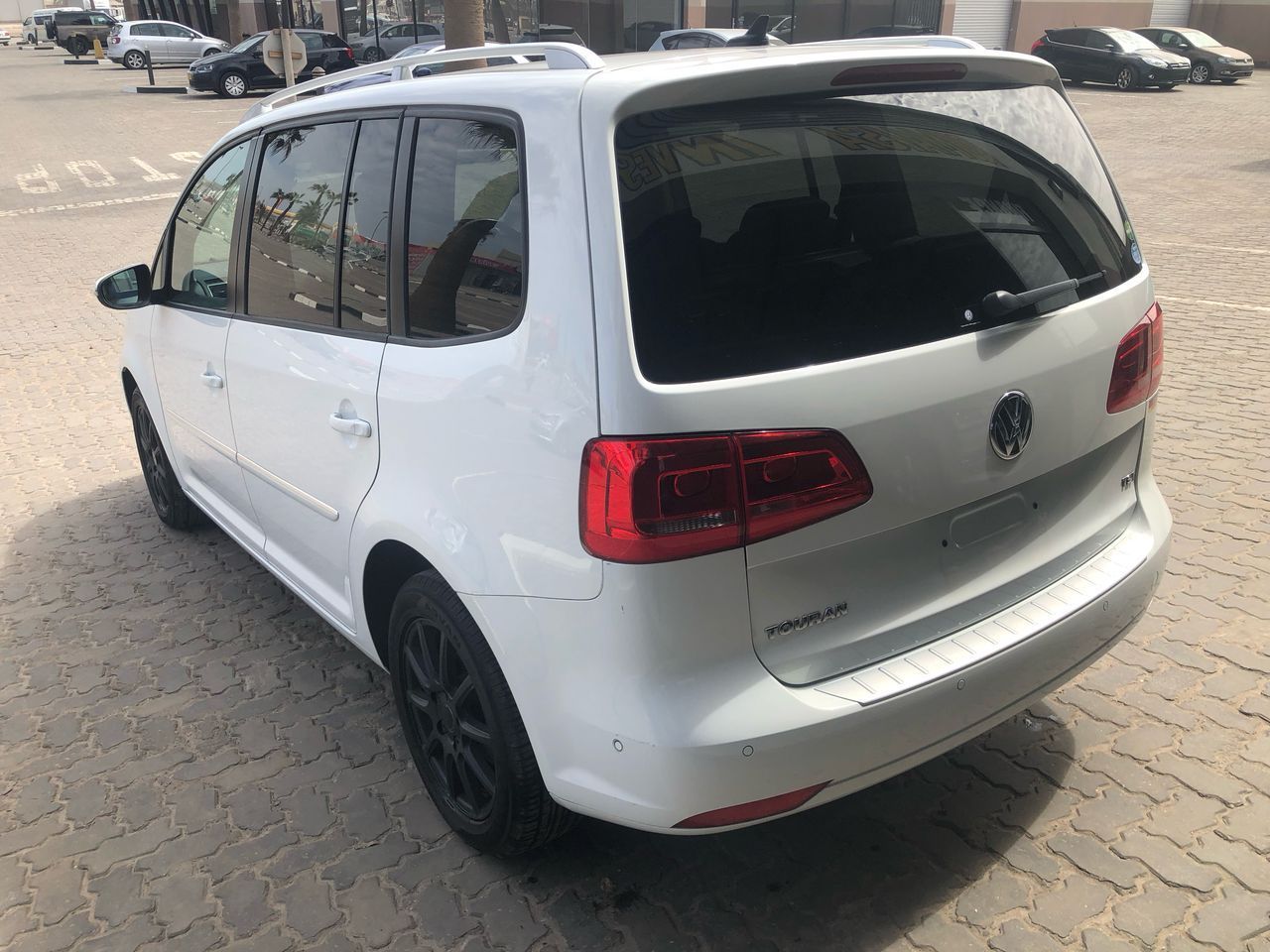 2014 Volkswagen Touran photo 4