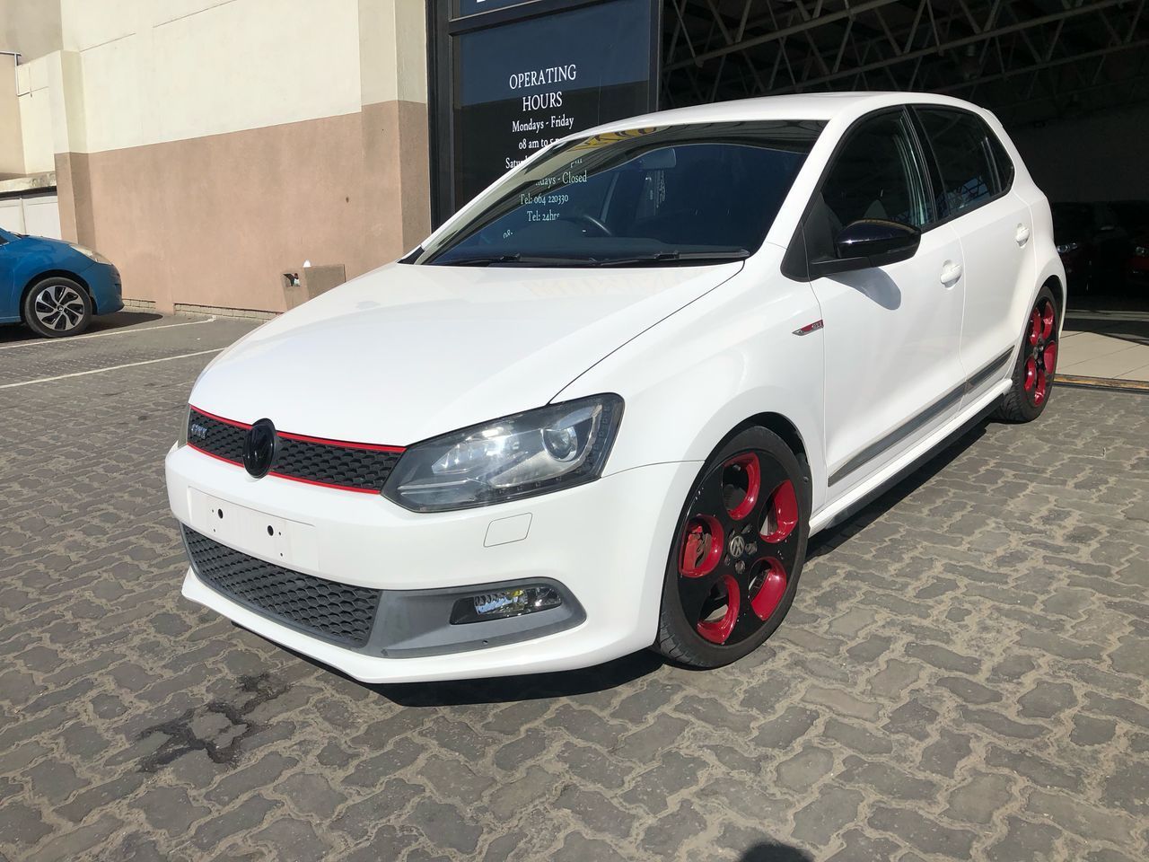 2013 Volkswagen Polo photo 2