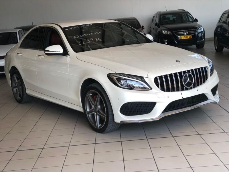 2016 Mercedes-Benz C Class photo 1
