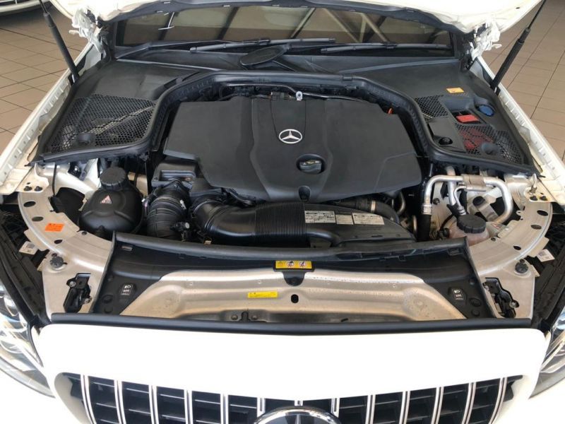 2016 Mercedes-Benz C Class photo 12