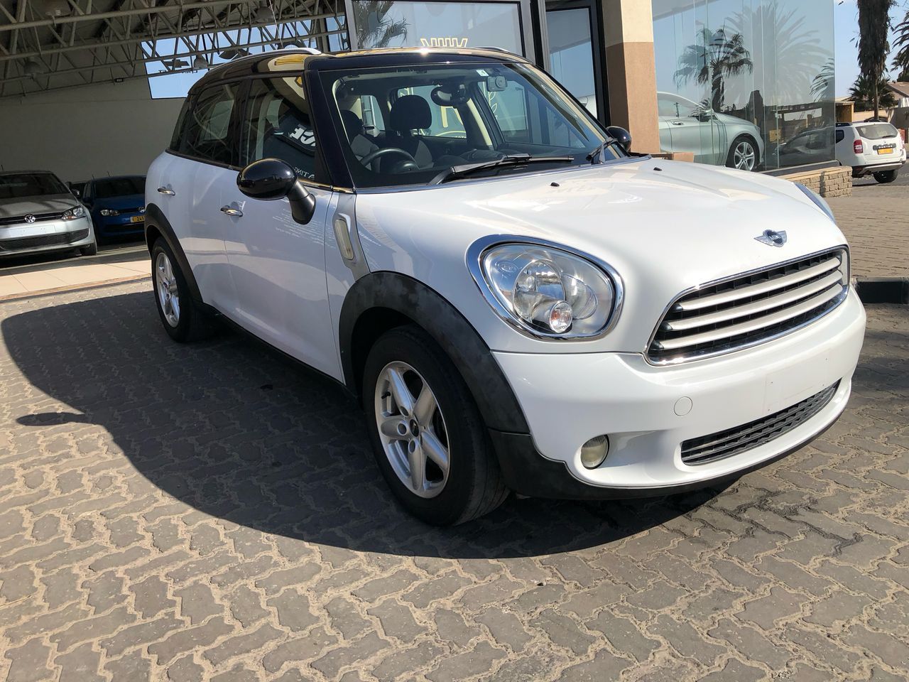 2012 Mini Cooper photo 2