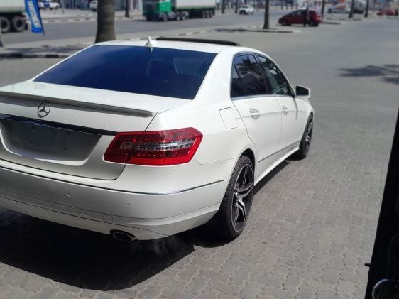 2011 Mercedes-Benz E Class photo 3