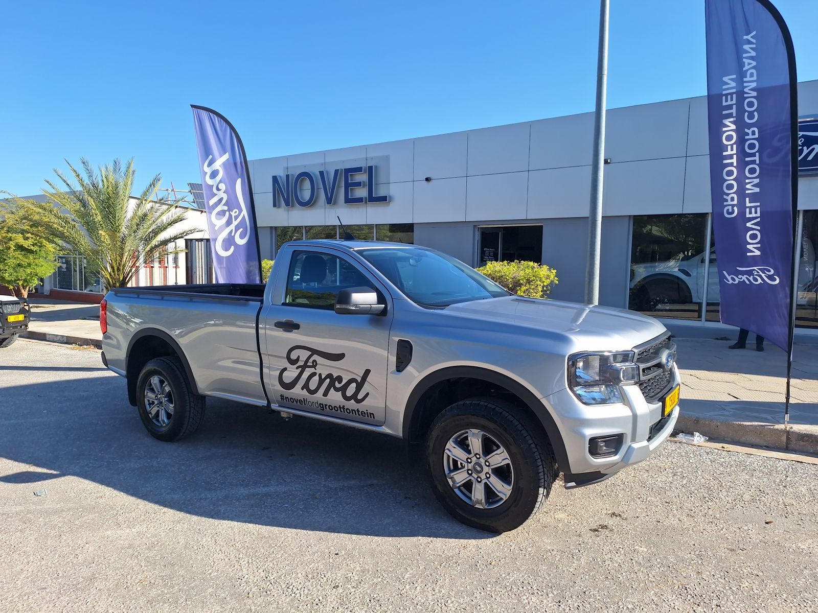 2025 Ford Ranger photo 1