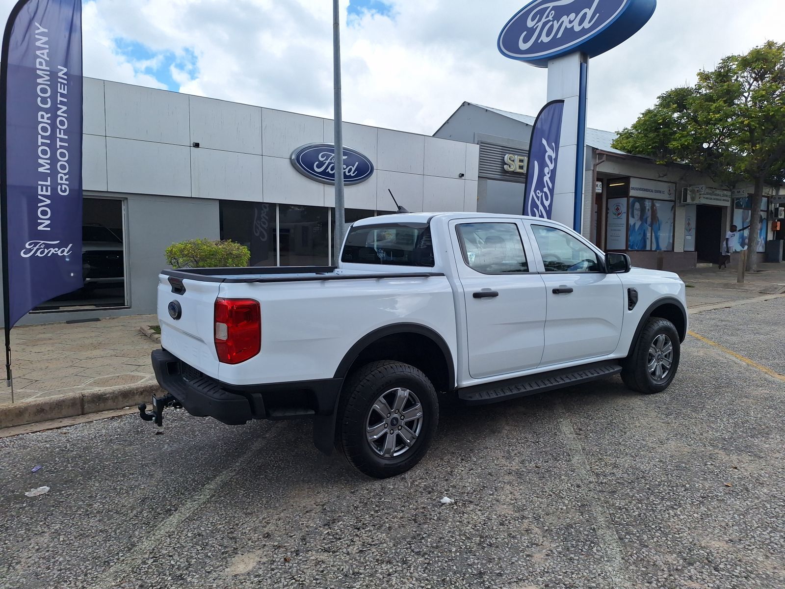 2025 Ford Ranger photo 3