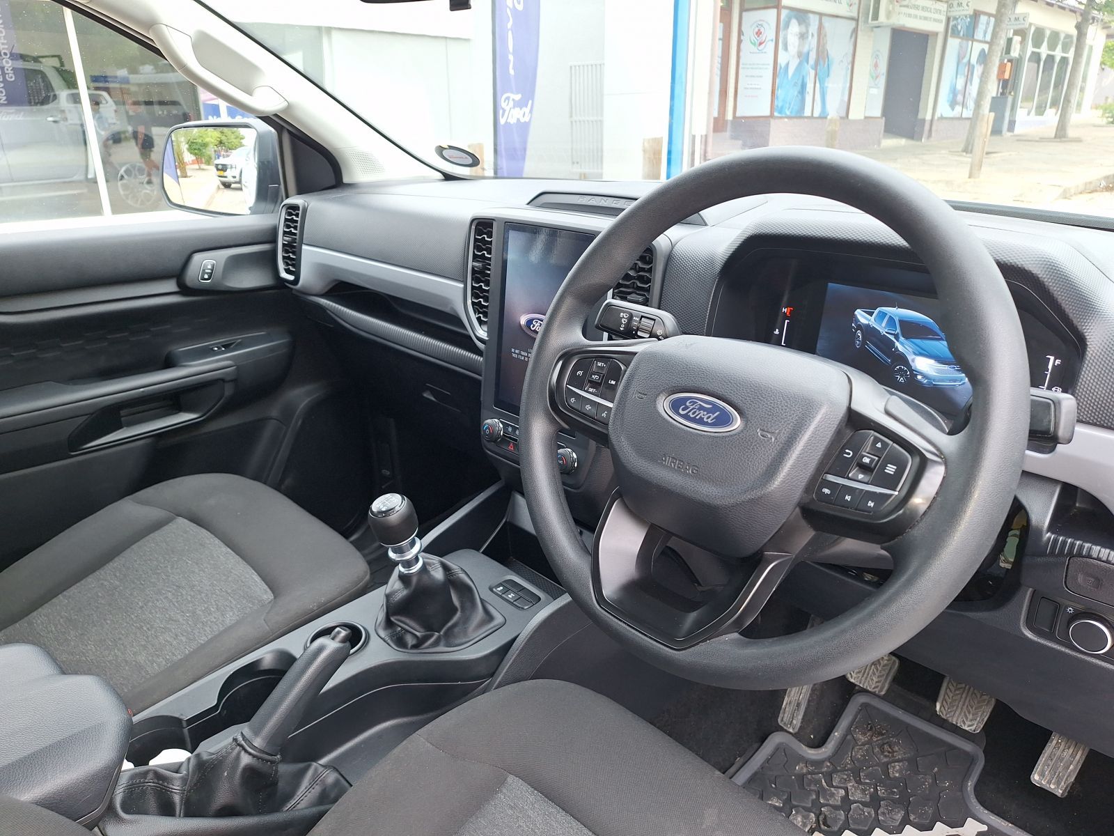 2025 Ford Ranger photo 3