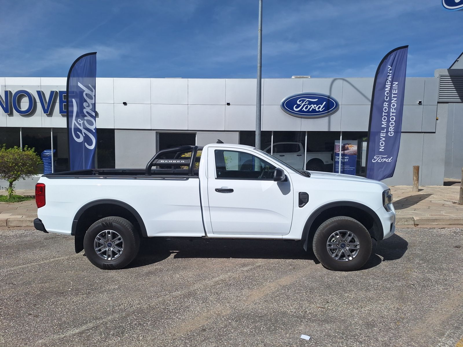 2024 Ford Ranger photo 2