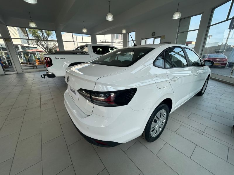 2024 Volkswagen Polo photo 5