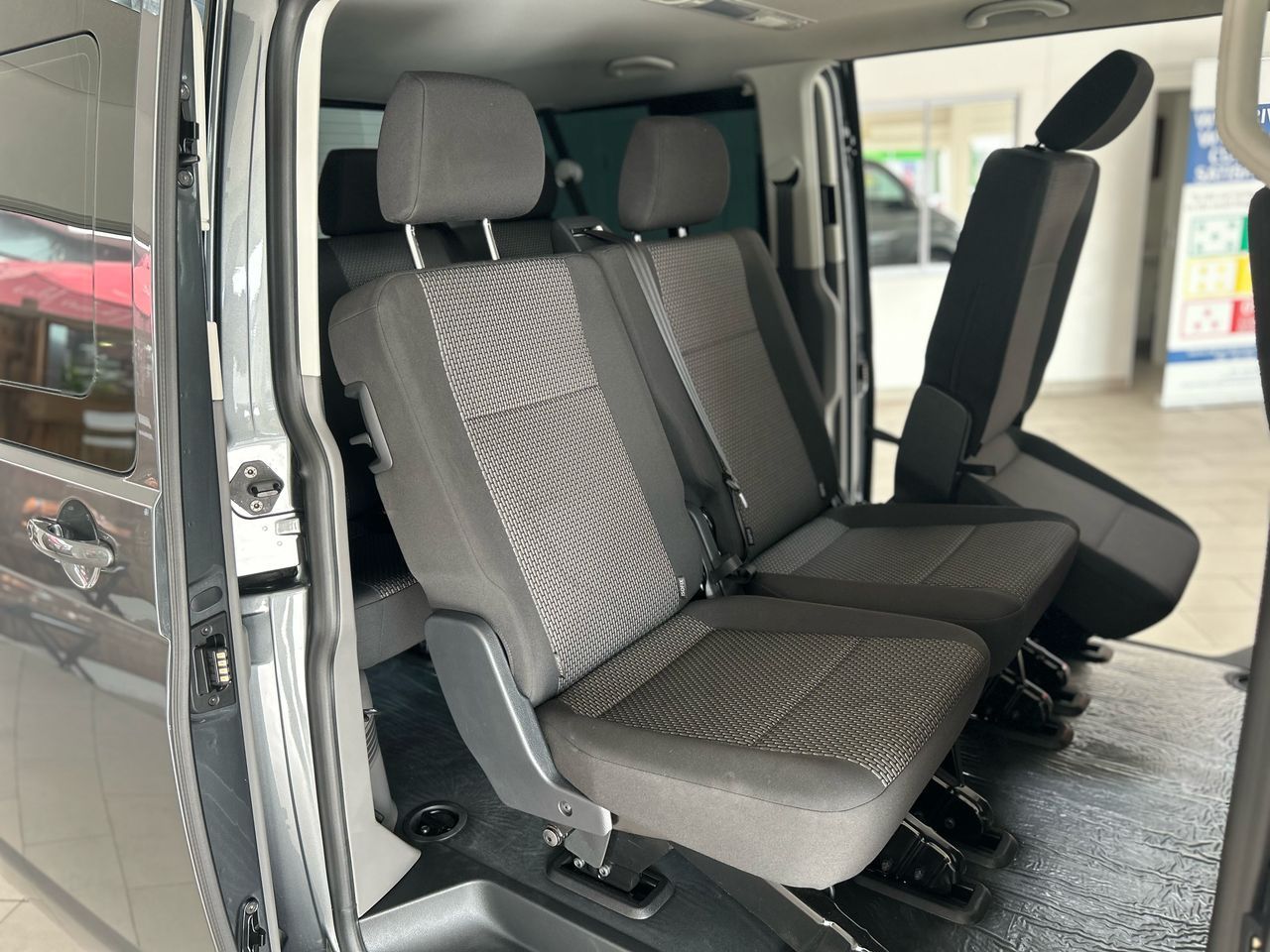 2024 Volkswagen Transporter photo 12