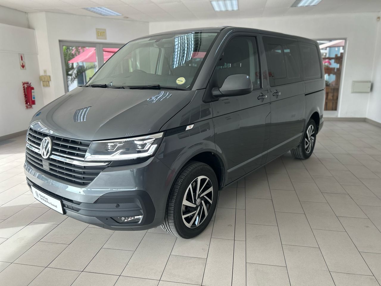 2024 Volkswagen Transporter photo 3