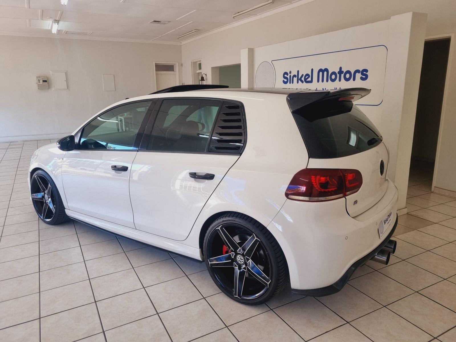 2012 Volkswagen Golf photo 6