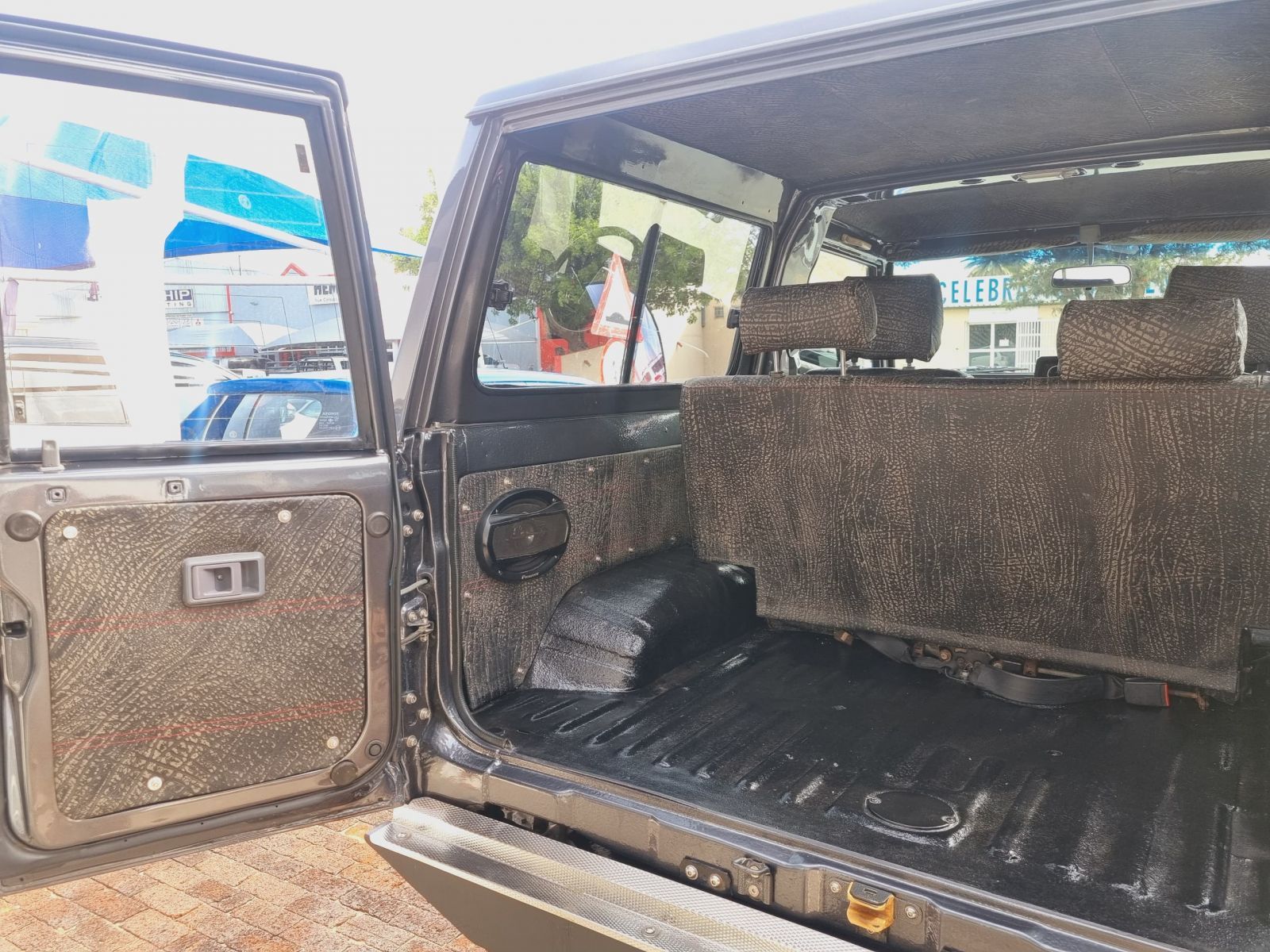 1987 Toyota Land Cruiser photo 11