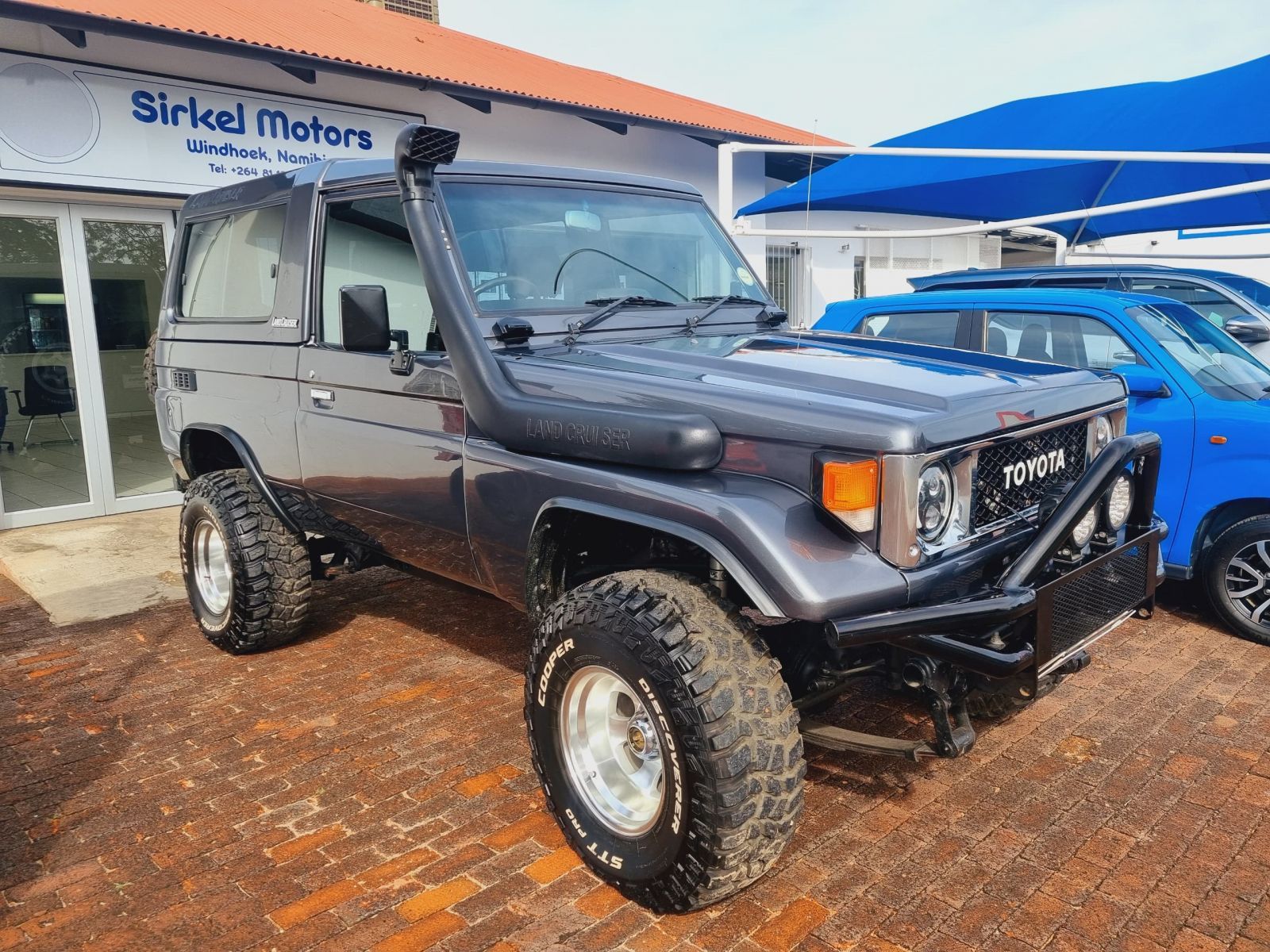 1987 Toyota Land Cruiser photo 2
