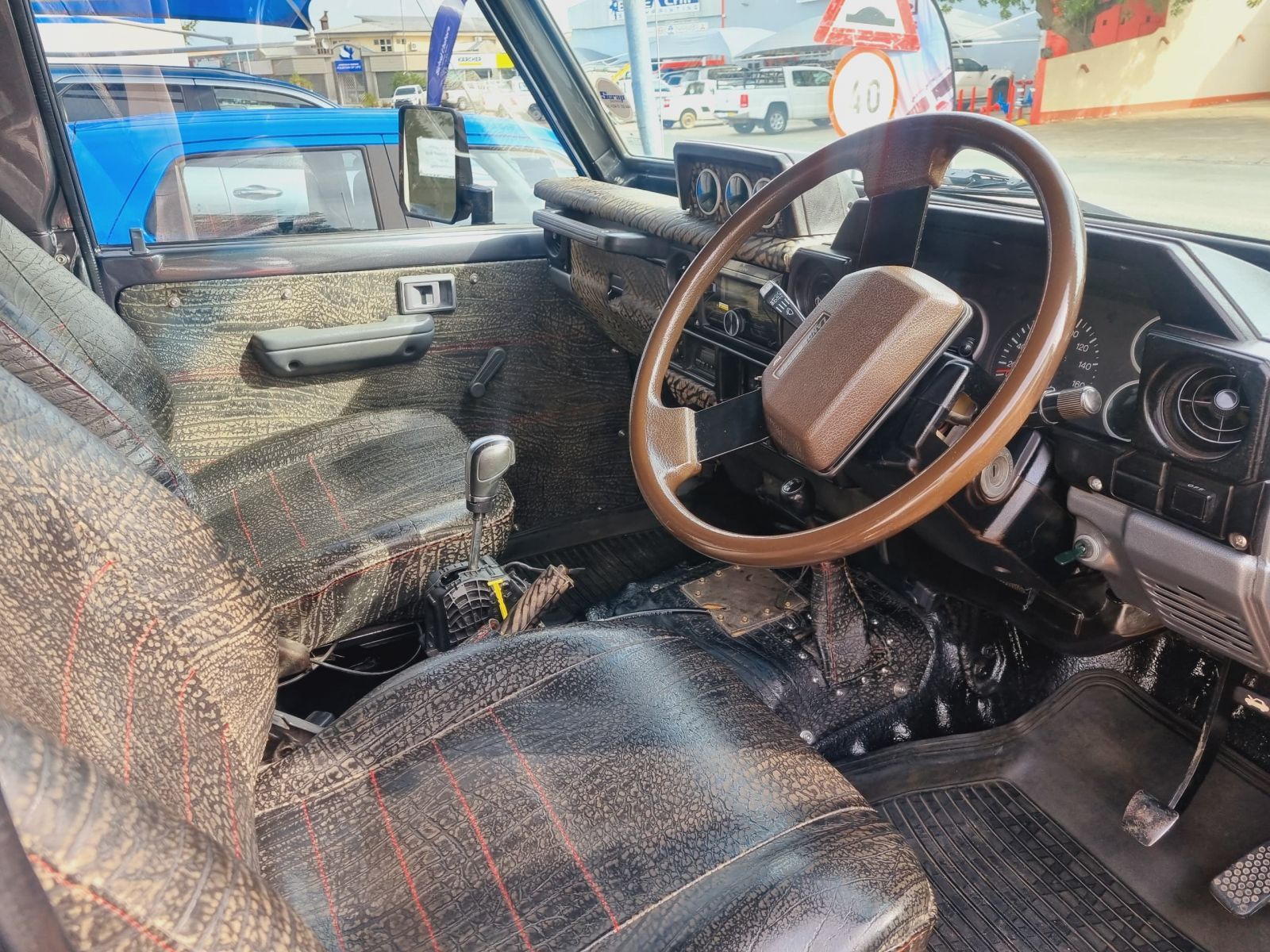 1987 Toyota Land Cruiser photo 6
